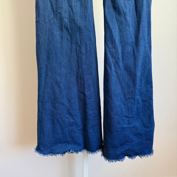Fashion‎ Nova sz 11 (31) Blue Bell Bottom Flare Jeans Heart Pocket Raw Hem - Picture 8 of 8